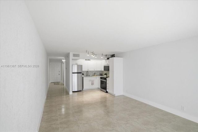 1400 SW 124th Ter 207Q, Pembroke Pines, FL 33027