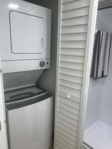 1400 SW 124th Ter 207Q, Pembroke Pines, FL 33027