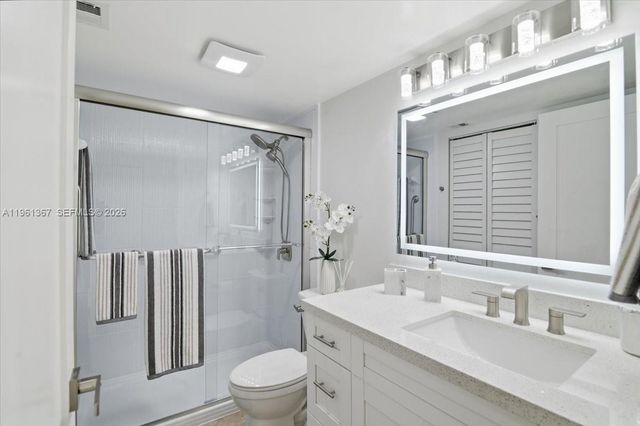 1400 SW 124th Ter 207Q, Pembroke Pines, FL 33027