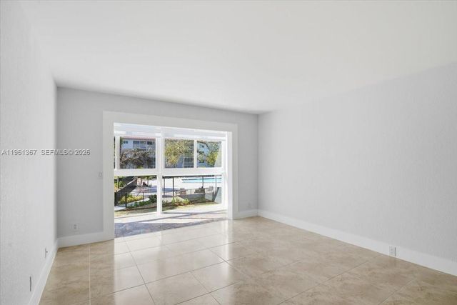 1400 SW 124th Ter 207Q, Pembroke Pines, FL 33027