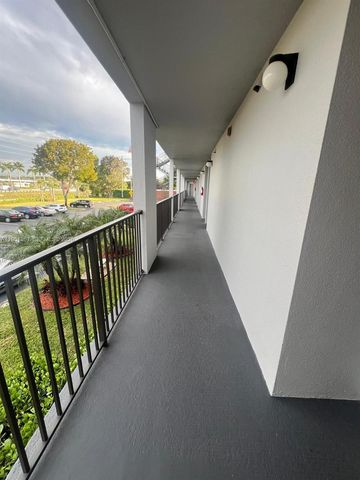 1400 SW 124th Ter 207Q, Pembroke Pines, FL 33027