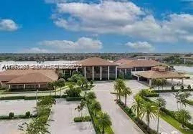 1400 SW 124th Ter 207Q, Pembroke Pines, FL 33027