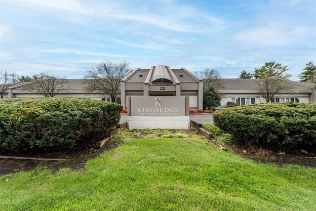 834 King Highway, Kalamazoo, MI 49001