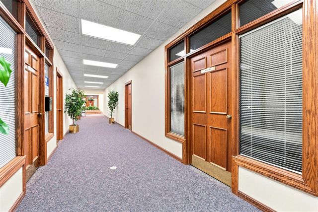 834 King Highway, Kalamazoo, MI 49001