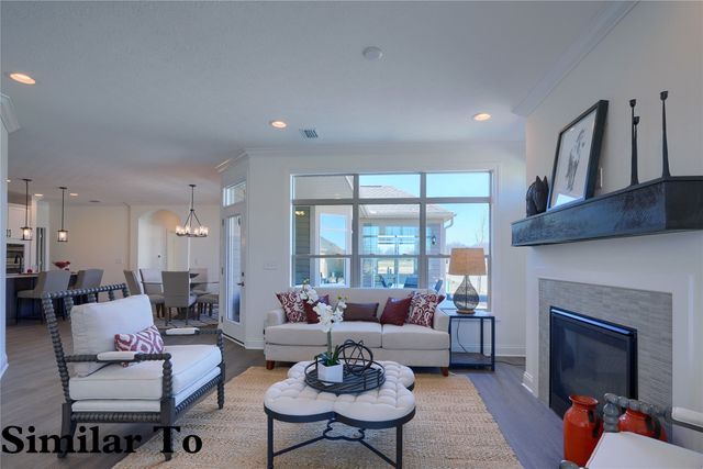 5814 NW 90th Street, Johnston, IA 50131