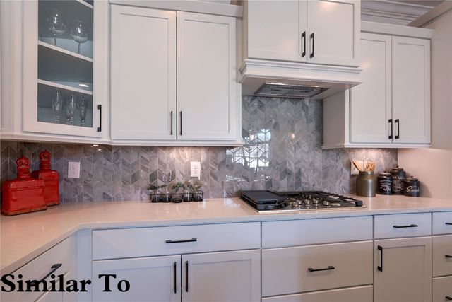 5814 NW 90th Street, Johnston, IA 50131