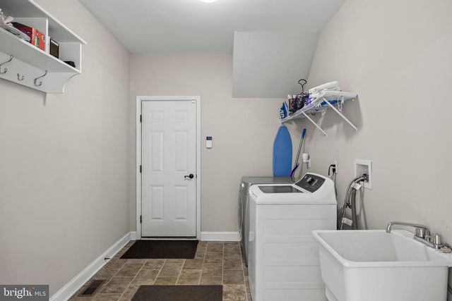 1420 WASHINGTON ST, Hainesport, NJ 08036
