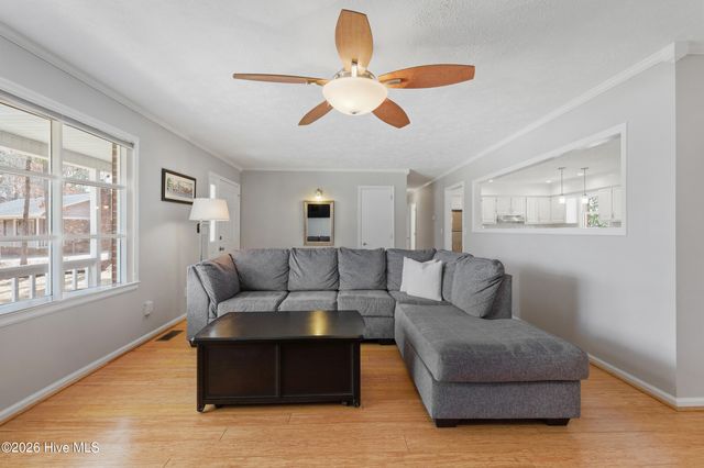 4424 Robin Dale Court, Wilmington, NC 28405