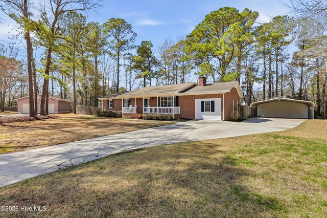 4424 Robin Dale Court, Wilmington, NC 28405
