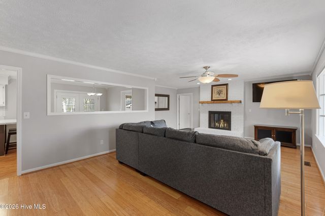 4424 Robin Dale Court, Wilmington, NC 28405