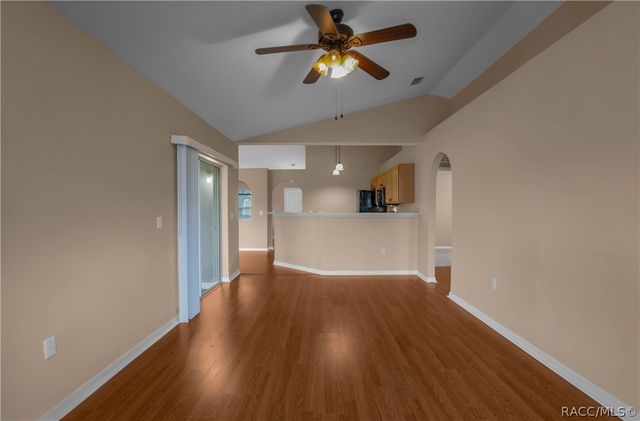 3320 N Burroughs Path, Beverly Hills, FL 34465