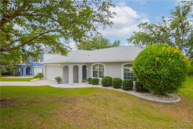 3320 N Burroughs Path, Beverly Hills, FL 34465