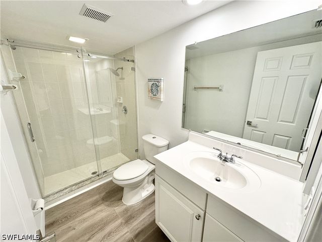 509 Roma CT 107, Naples, FL 34110
