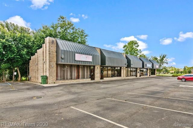 13270 Trenton Road, Southgate, MI 48195