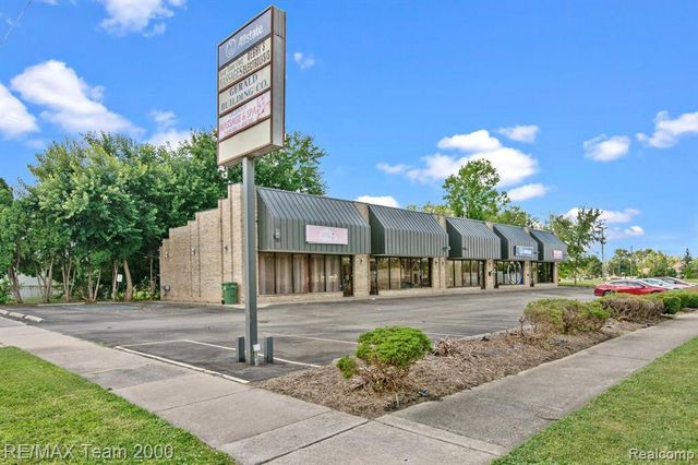 13270 Trenton Road, Southgate, MI 48195