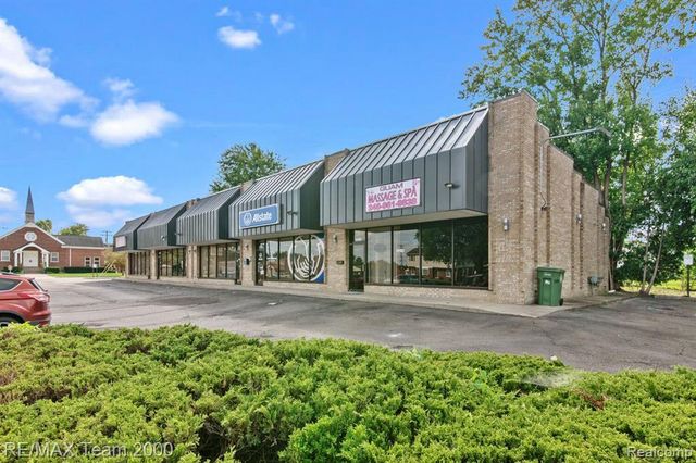 13270 Trenton Road, Southgate, MI 48195
