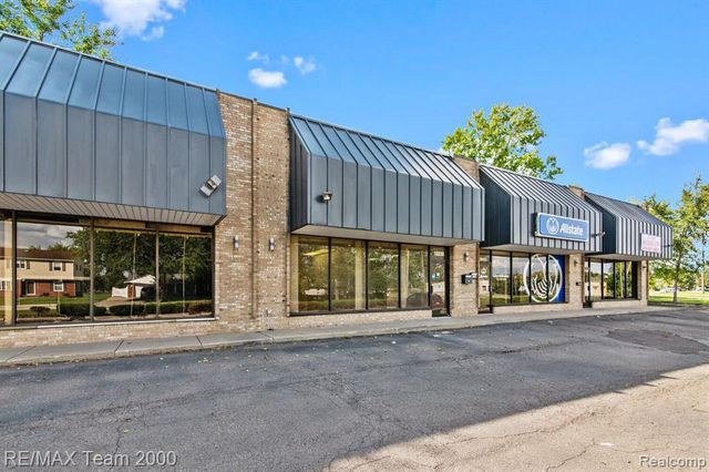 13270 Trenton Road, Southgate, MI 48195