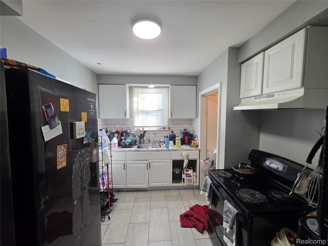 6375 Radnor Street, Detroit, MI 48224