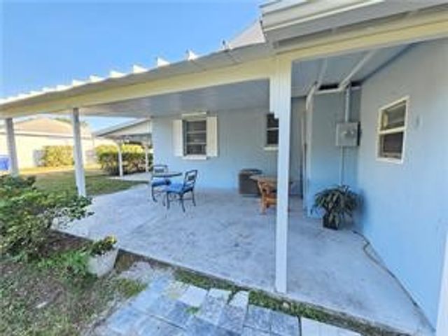 3716 Atlantic Boulevard, Vero Beach, FL 32960