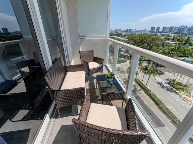 19201 Collins Avenue 1038, Sunny Isles Beach, FL 33160