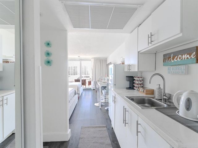 19201 Collins Avenue 1038, Sunny Isles Beach, FL 33160