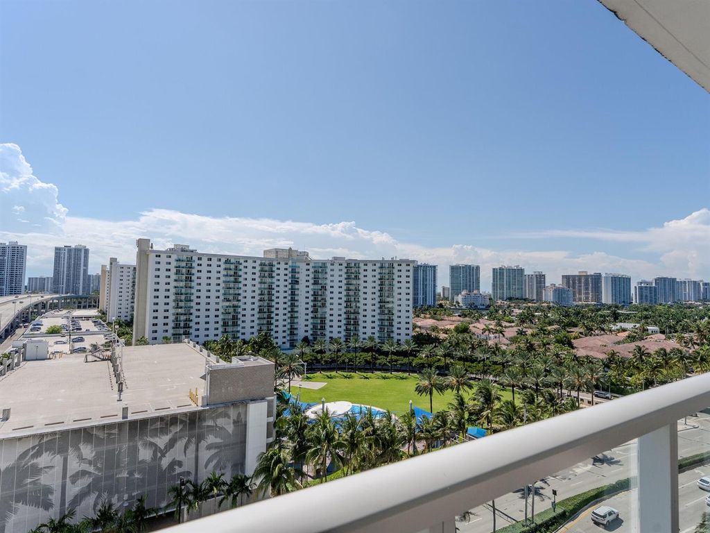 19201 Collins Avenue 1038, Sunny Isles Beach, FL 33160