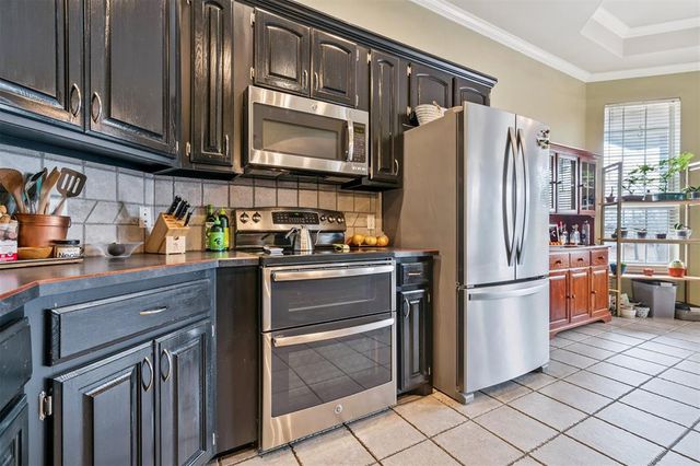 900 Driver Lane, Edmond, OK 73025