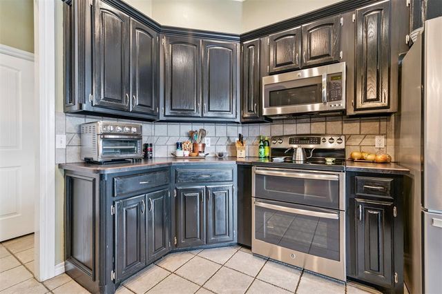 900 Driver Lane, Edmond, OK 73025