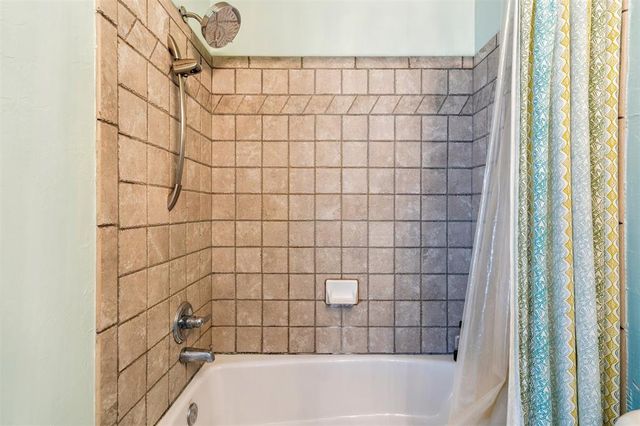 900 Driver Lane, Edmond, OK 73025