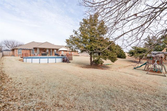900 Driver Lane, Edmond, OK 73025
