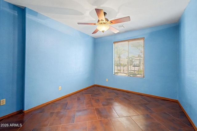 2818 E PARADISE Drive, Phoenix, AZ 85028