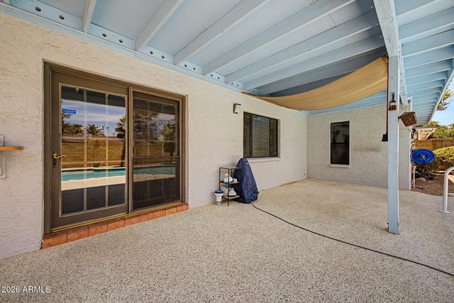 2818 E PARADISE Drive, Phoenix, AZ 85028
