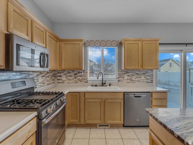 58 W 1570 N, Tooele, UT 84074
