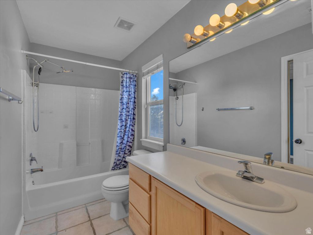 Image 16 of property listing at 58 W 1570 N, Tooele, UT 84074