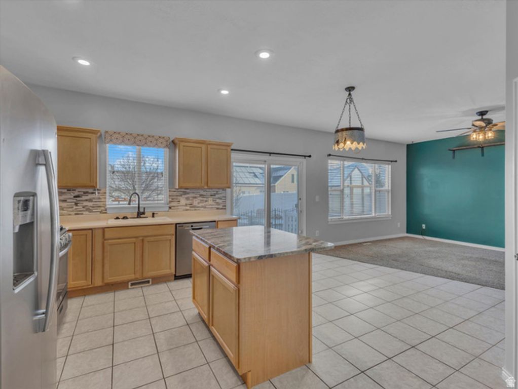 Image 9 of property listing at 58 W 1570 N, Tooele, UT 84074