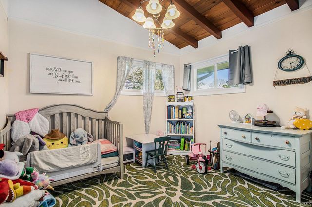 58609 County Road 9, Elkhart, IN 46517