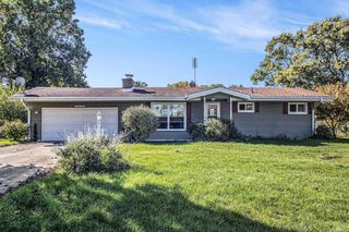 58609 County Road 9, Elkhart, IN 46517