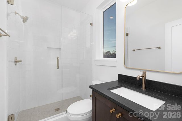 400 Dover Avenue, Charlotte, NC 28209