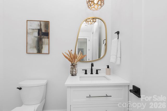 400 Dover Avenue, Charlotte, NC 28209