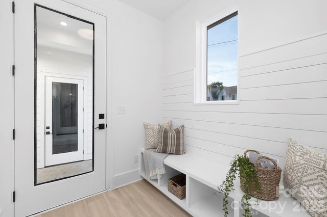 400 Dover Avenue, Charlotte, NC 28209