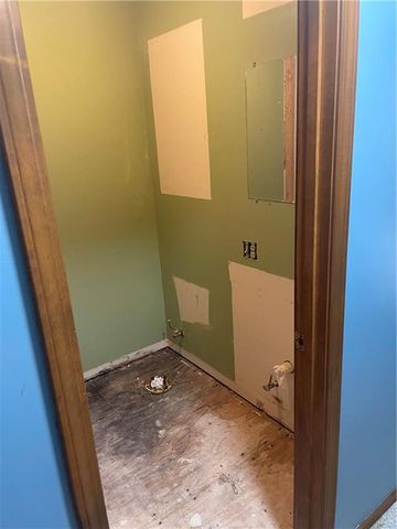 23903 E 321st Street, Harrisonville, MO 64701