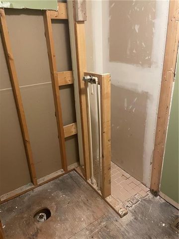 23903 E 321st Street, Harrisonville, MO 64701