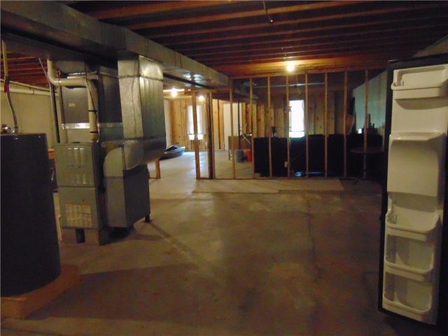 23903 E 321st Street, Harrisonville, MO 64701