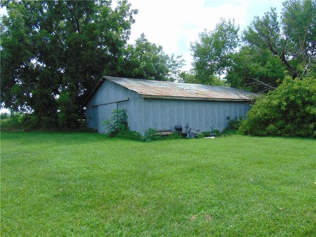 23903 E 321st Street, Harrisonville, MO 64701