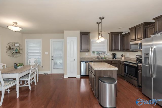 5015 Montauk Trail, Owens Cross Roads, AL 35763
