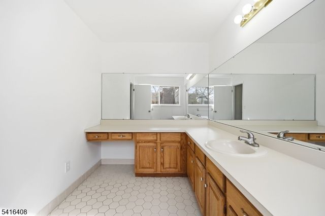 38 Chestnut St 4, Morristown Town, NJ 07960