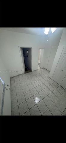 1922 NW 4th Street B, Miami, FL 33125
