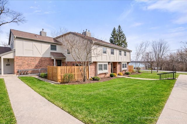 884 Bristol Drive -, Barrington, IL 60010