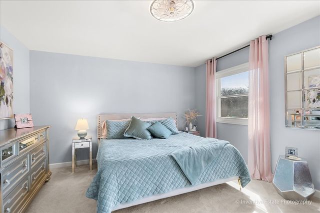 884 Bristol Drive -, Barrington, IL 60010