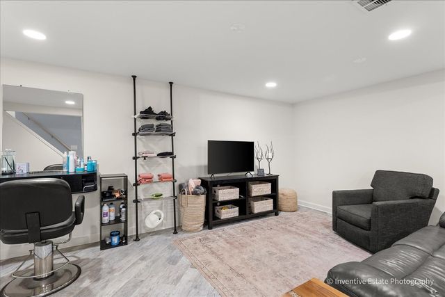 884 Bristol Drive -, Barrington, IL 60010